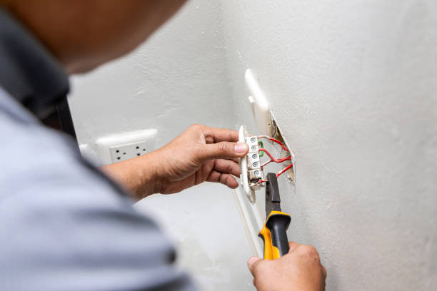 Best Emergency Electrical Repair  in Jeffersonville, OH