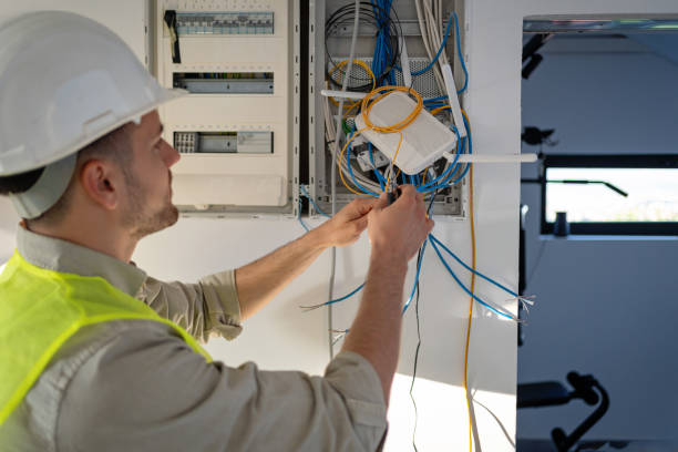 Best Electrical Outlet Repair  in Jeffersonville, OH